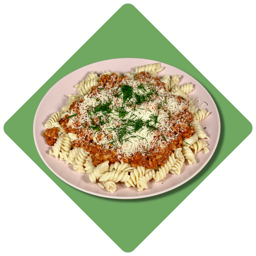 [0009] "Fusilli" makaronai su Bolognese padažu pagardintu sūriu ir džiovintu baziliku
